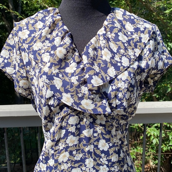 Vintage 90s does 30s Cottagecore Floral Ruffle Tea MIDI Empire Waist Dress - Picture 6 of 10
